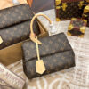 1 Louis Vuitton This monogrammed, single-shoulder/crossbody bag is so simple 😍 The more you look at it, the better it looks. The capacity is surprisingly generous.