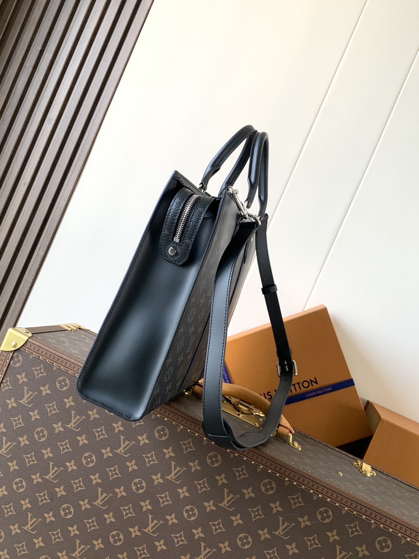 1 Louis Vuitton The M11742 black floral briefcase with zipper and 163C microcode chip is a Sac Plat 24H handbag with the elegant style of Monogram Eclipse coated canvas.