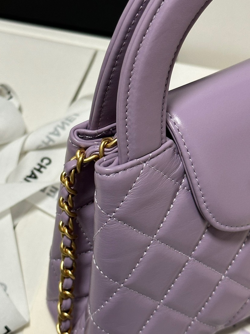 2 L'Oréal Large Chain Handbag in Smoky Purple