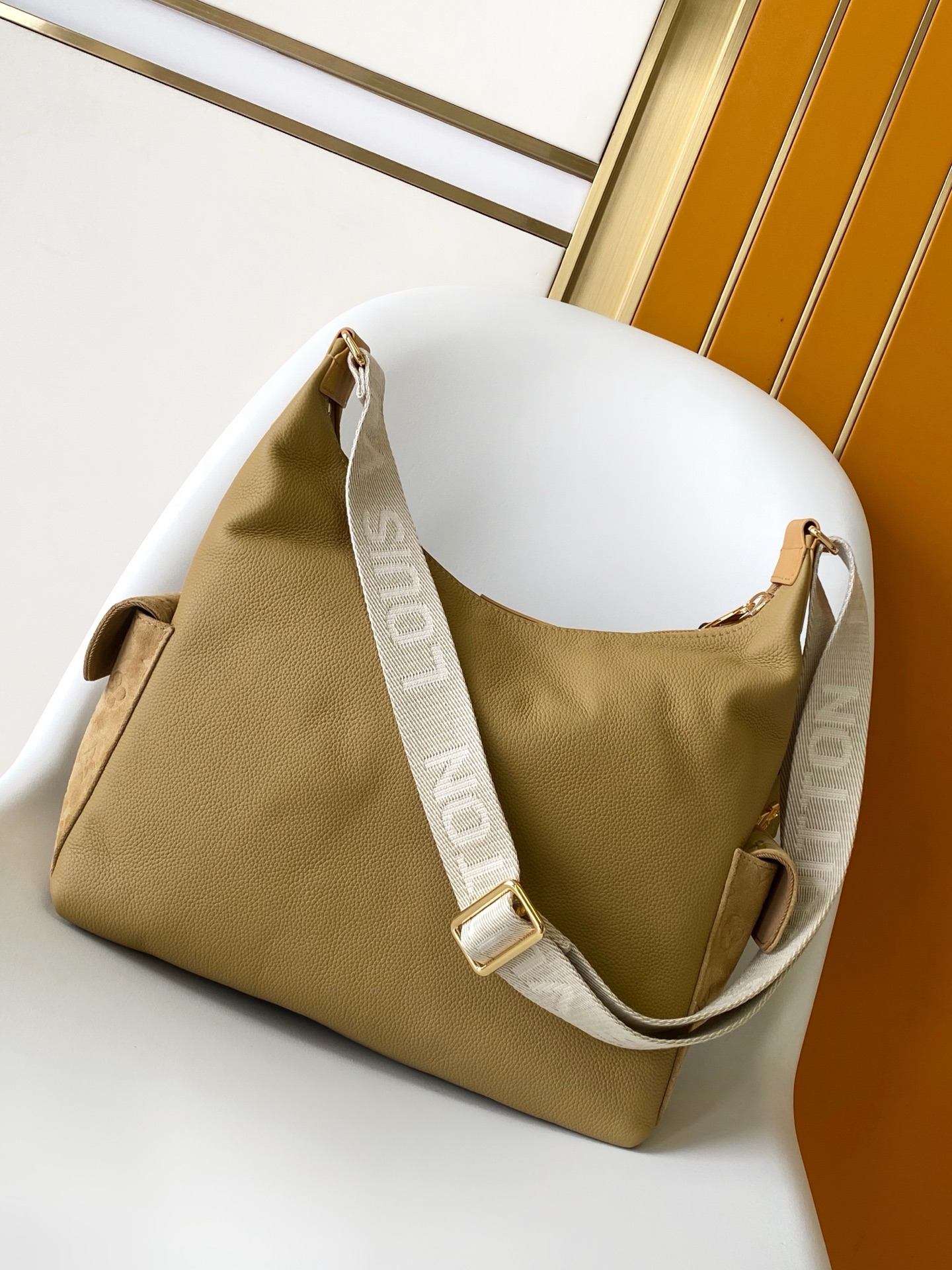 2 Louis Vuitton M12697 Full Khaki Leather Bag, Top-Tier Original, Dimensions Modified, Monogram Canvas, Classic Canvas with Wide Shoulder Strap