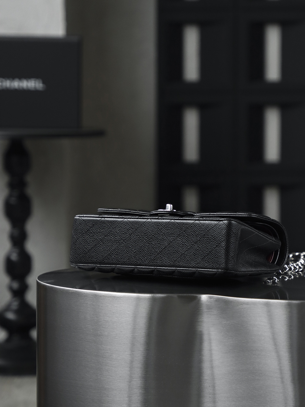 2 Classic Flap, Medium, Black and Silver, Authenticated Version 👜