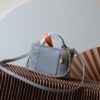 2 Louis Vuitton Exclusive Real Shot: The Vanity Chain Pouch Handbag with Variable Code Chip Version, m12427 Grey (Silkscreen Print) Inspired by the iconic Nice, the Vanity Chain Pouch captures the spirit of travel.