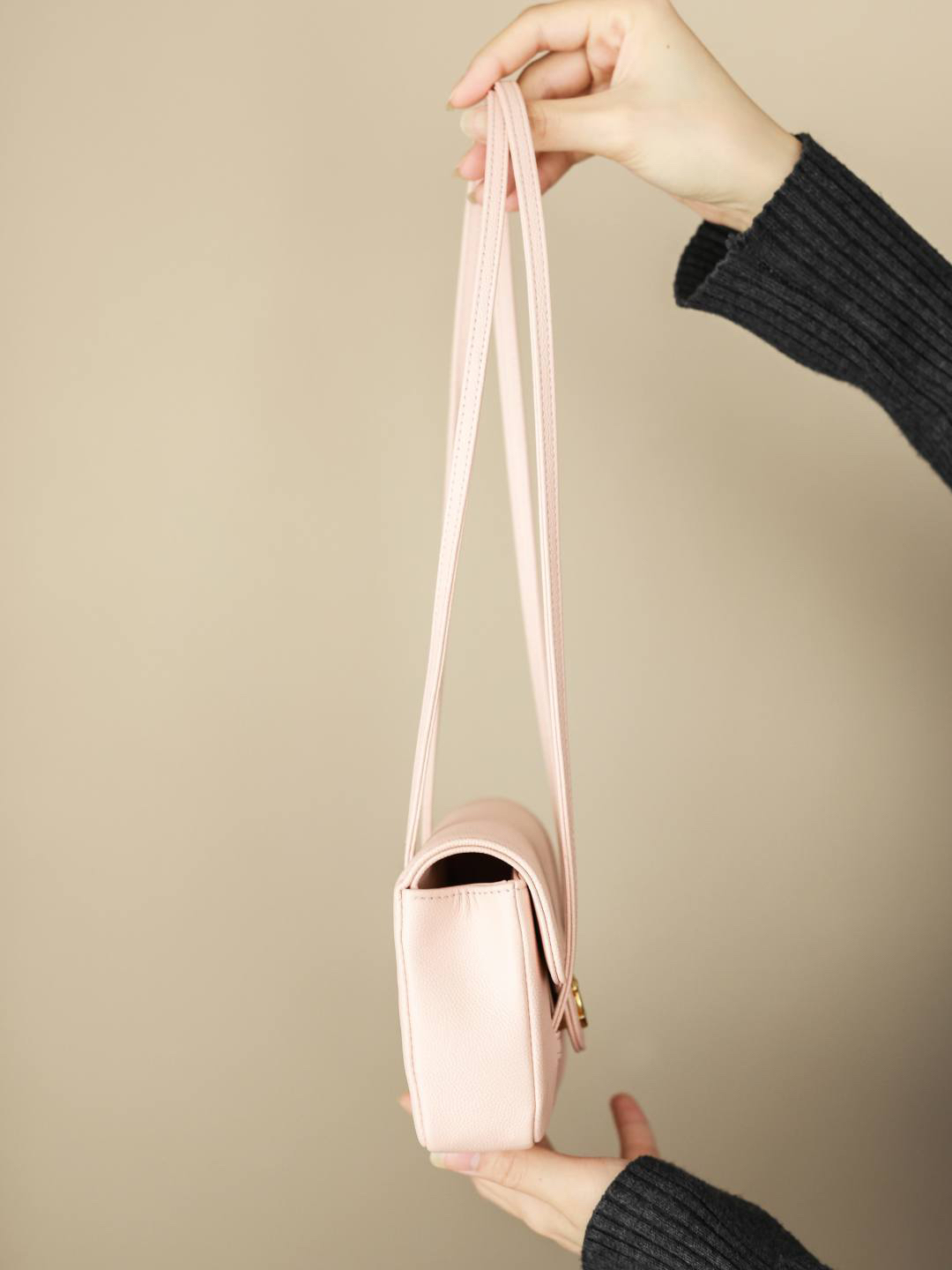 3 This underarm bag is called Preppy Coco, the King of Bags.