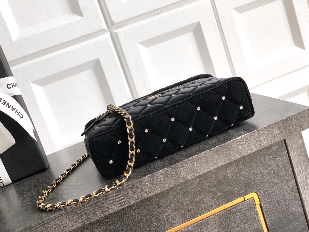 3 OHANEL 25k Black Velvet Diamond-Studded Crescent Bag