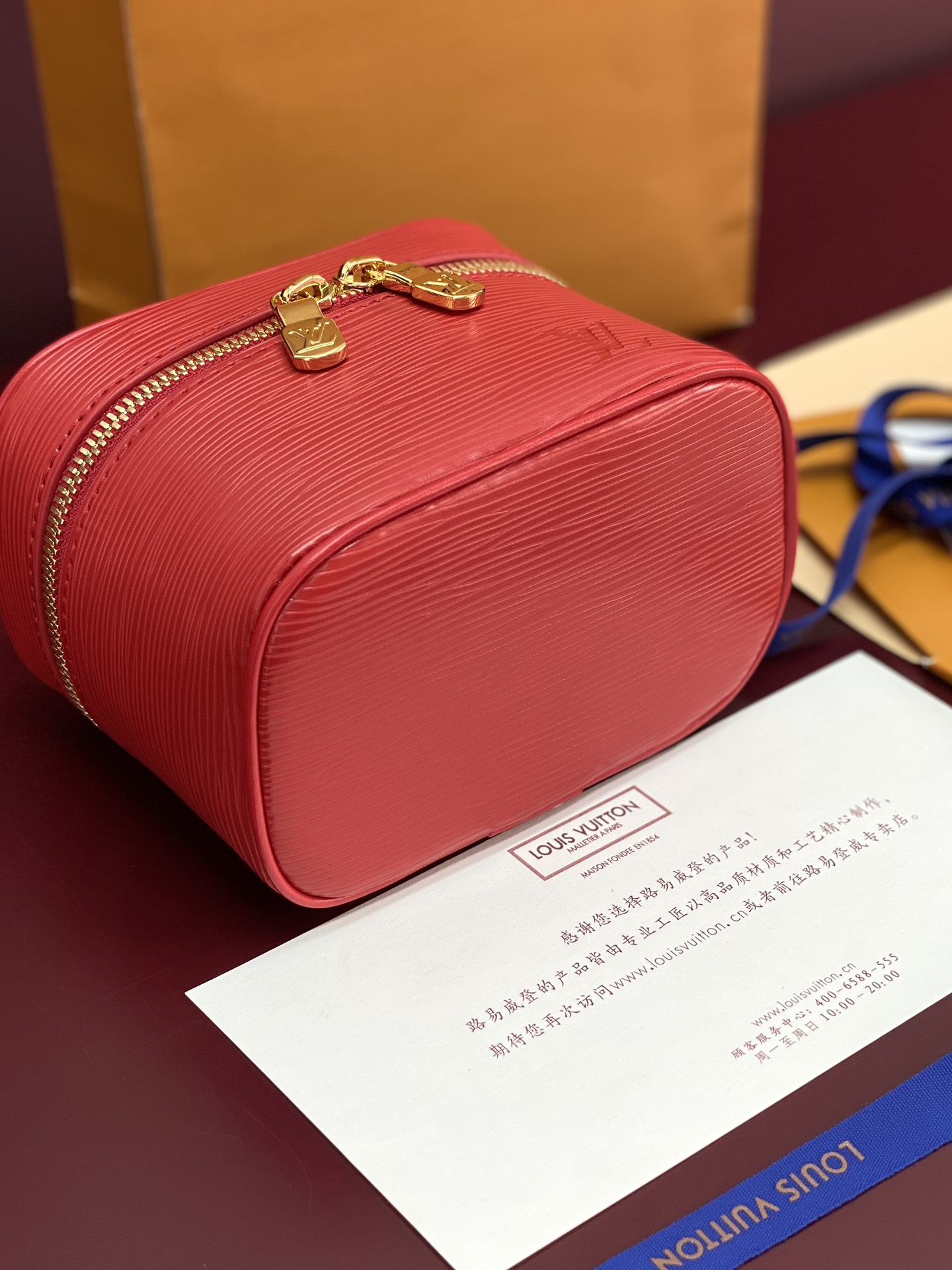3 Louis Vuitton M25855 Red Small! New Season NICE NANO Bag with Grain Texture. This Nice Nano bag features a grained finish.