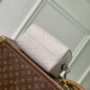 3 Louis Vuitton The M28343 Speedy 20 is reinterpreted this season, featuring a versatile and sophisticated Brume grey color.