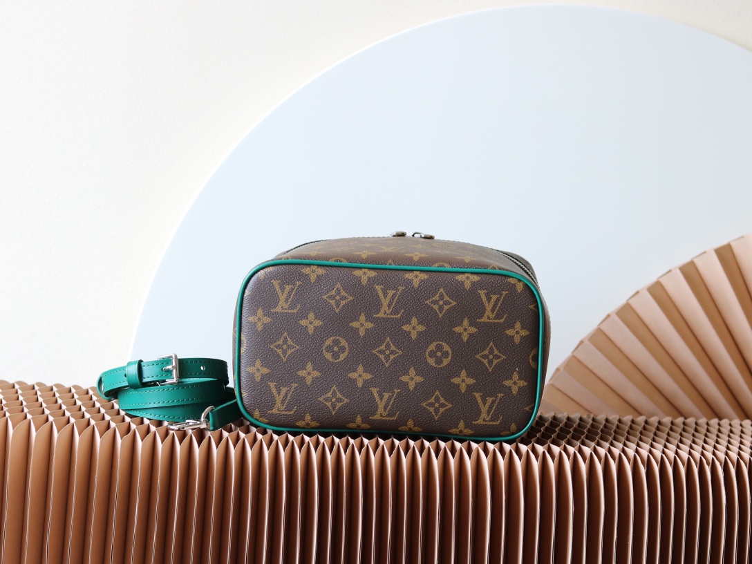 3 Louis Vuitton M12667 Green This Nice BB cosmetic bag is made from Monogram Macassar canvas.