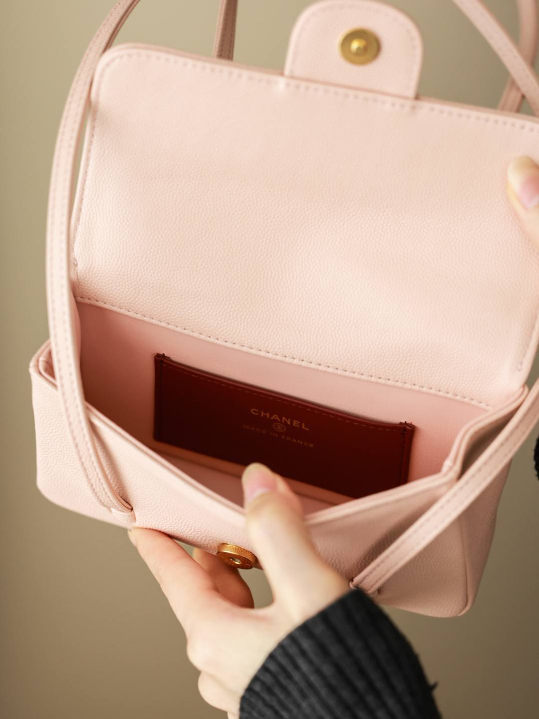 4 This underarm bag is called Preppy Coco, the King of Bags.