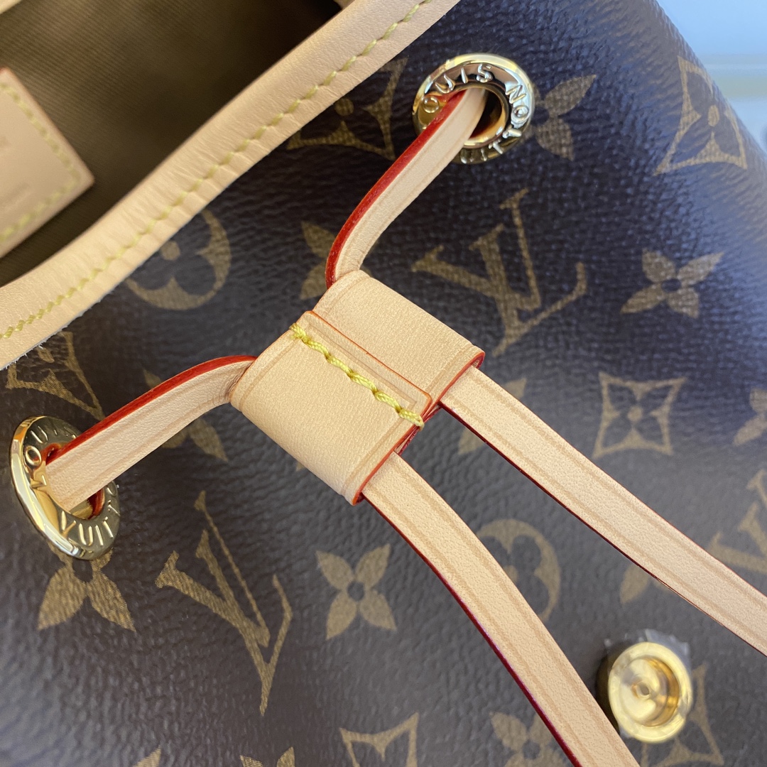 4 Louis Vuitton M11198 Monogram Canvas: This Montsouris backpack is made of Monogram canvas.