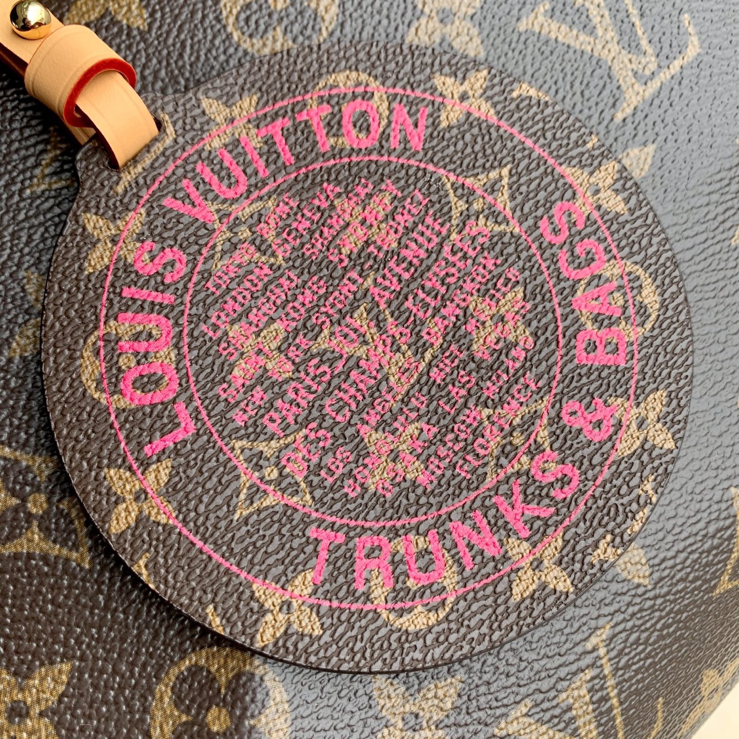 4 Louis Vuitton The M27512 Paris À Vélo collection reimagines the Speedy Soft 30 handbag with a sporty twist.