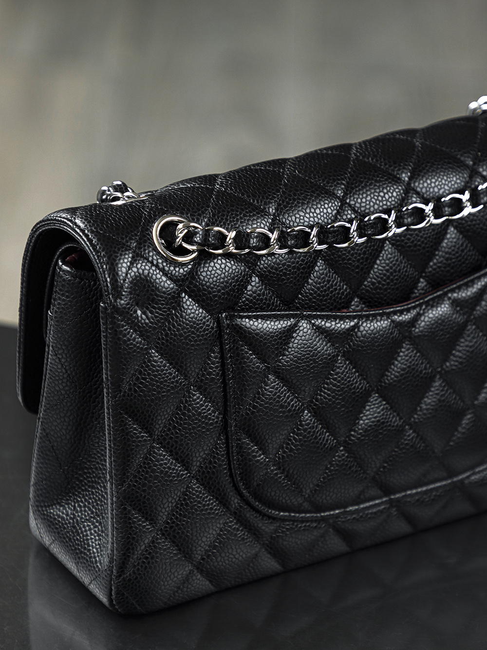 4 Classic Flap, Medium, Black and Silver, Authenticated Version 👜