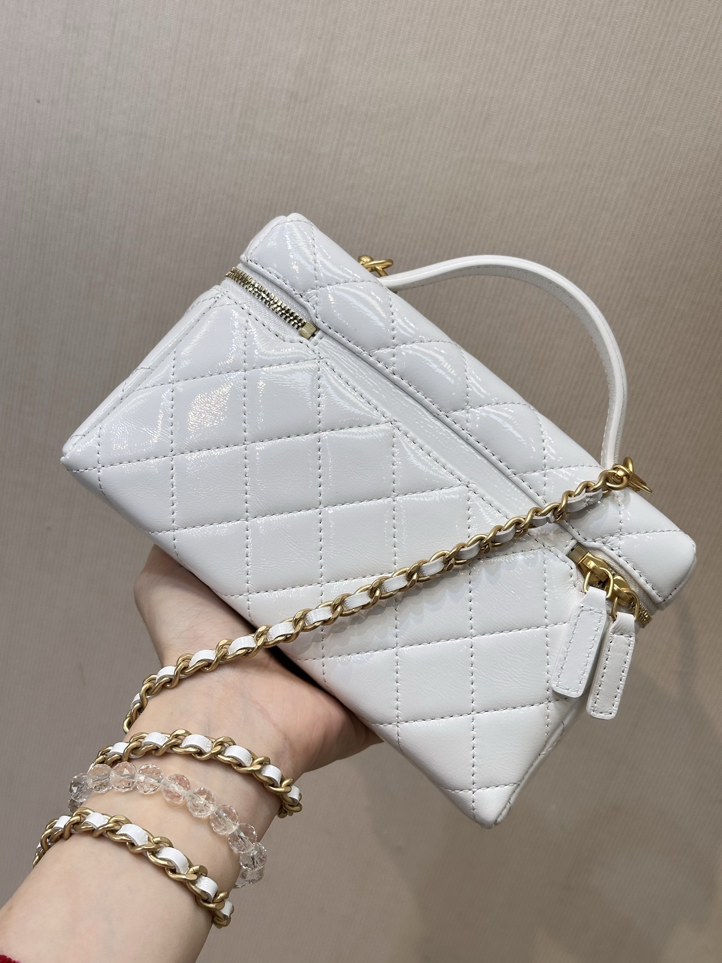 Chanel's classic lunchbox bag, version 2.0!