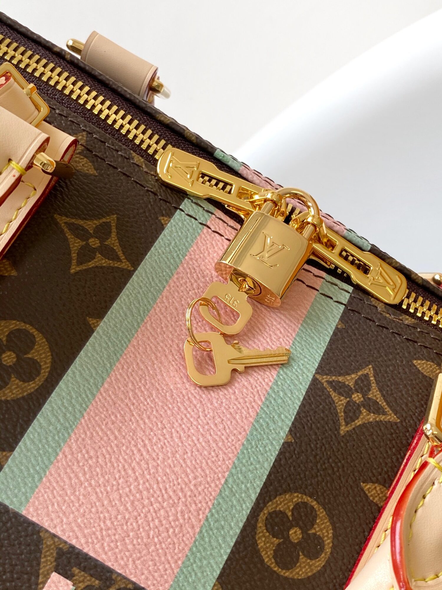 5 Louis Vuitton The Keepall Bandoulière 55 travel bag cleverly utilizes Monogram canvas to create ample space.