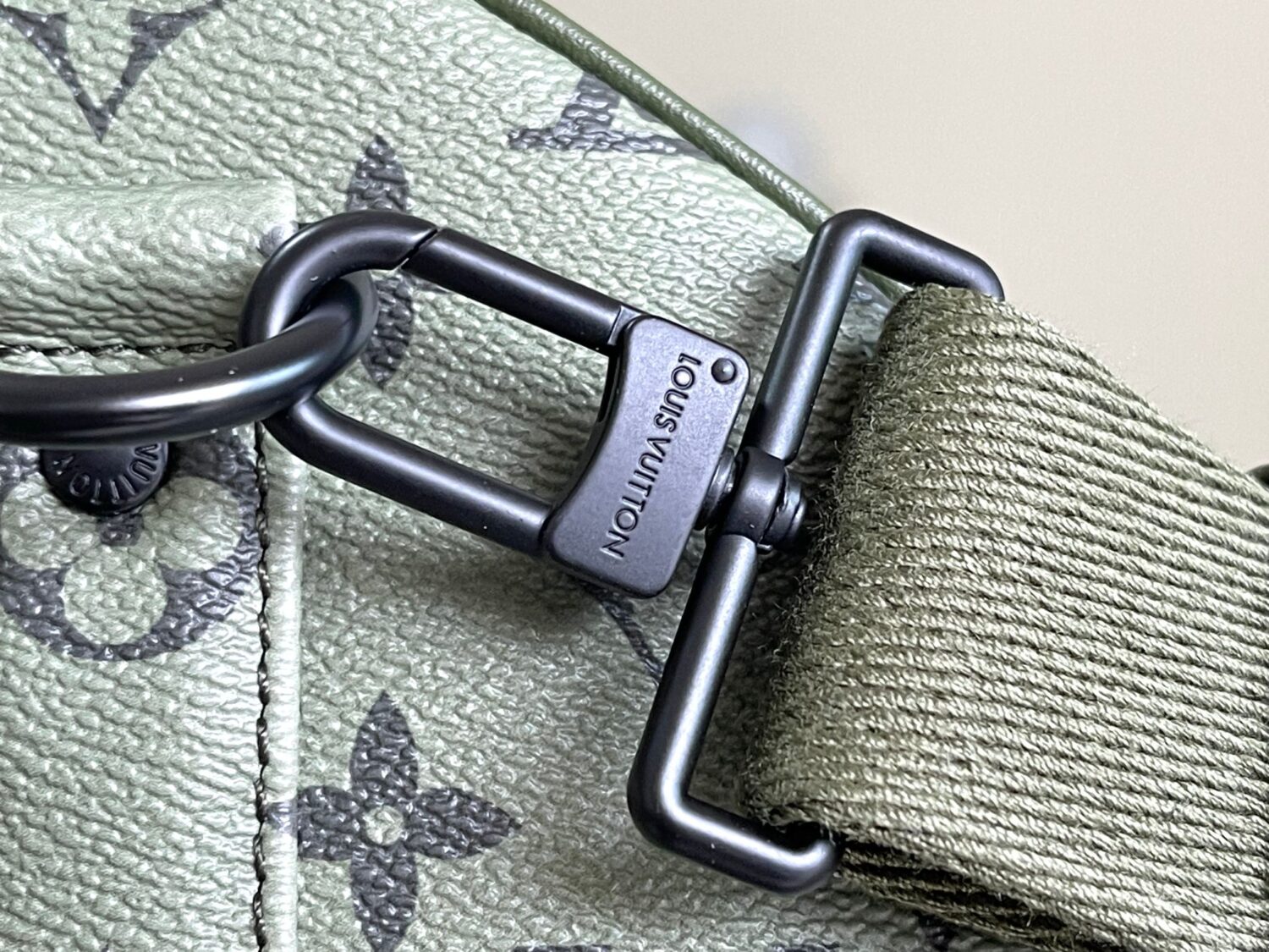 5 Louis Vuitton Keepall size 45 travel bag, style numbers 23962 and 23963, dyed in a pastel hue reminiscent of the rising sun.