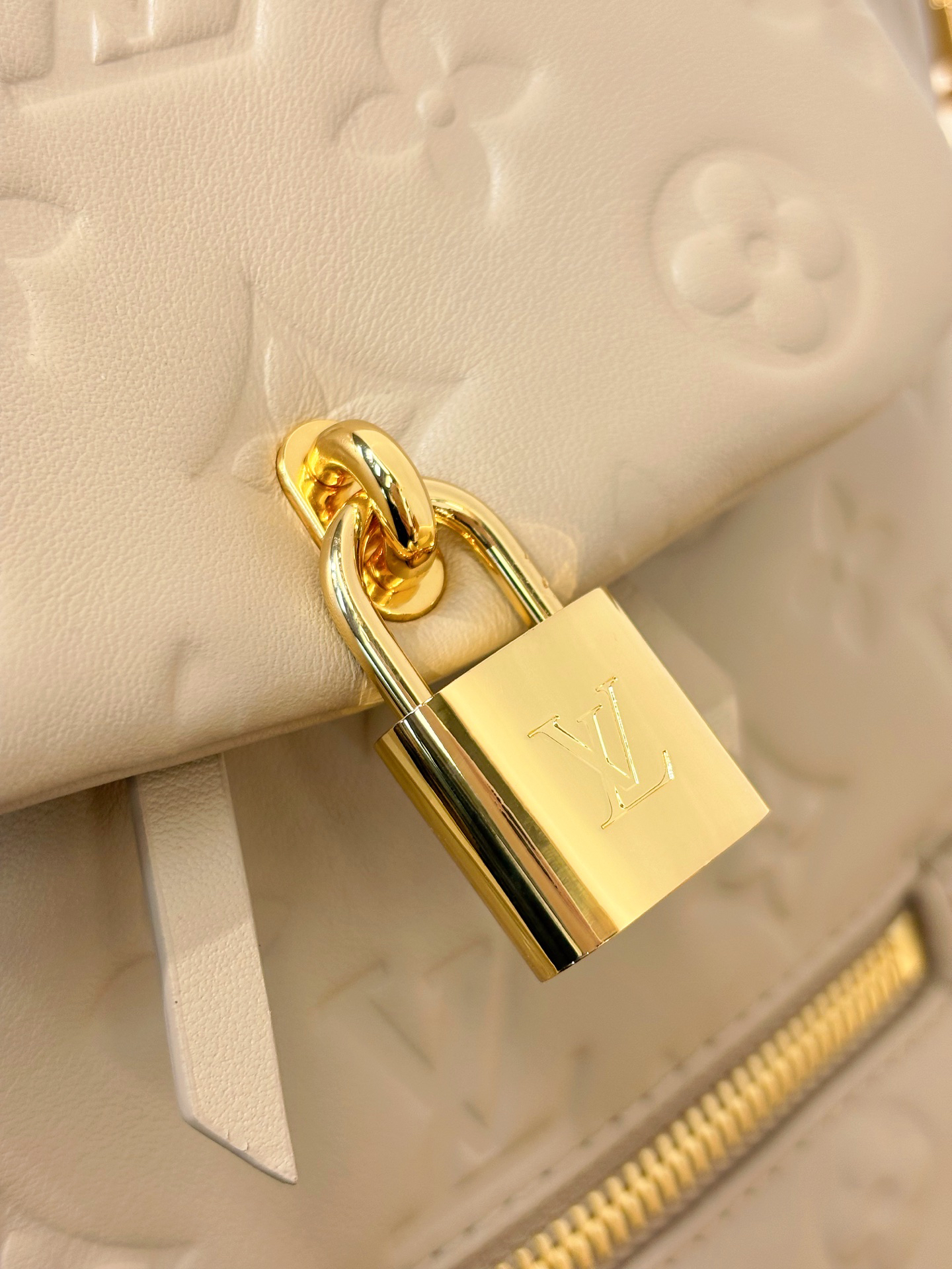 6 Louis Vuitton The Coussin Backpack small handbag, featuring a striking backpack design, joins the Coussin collection.