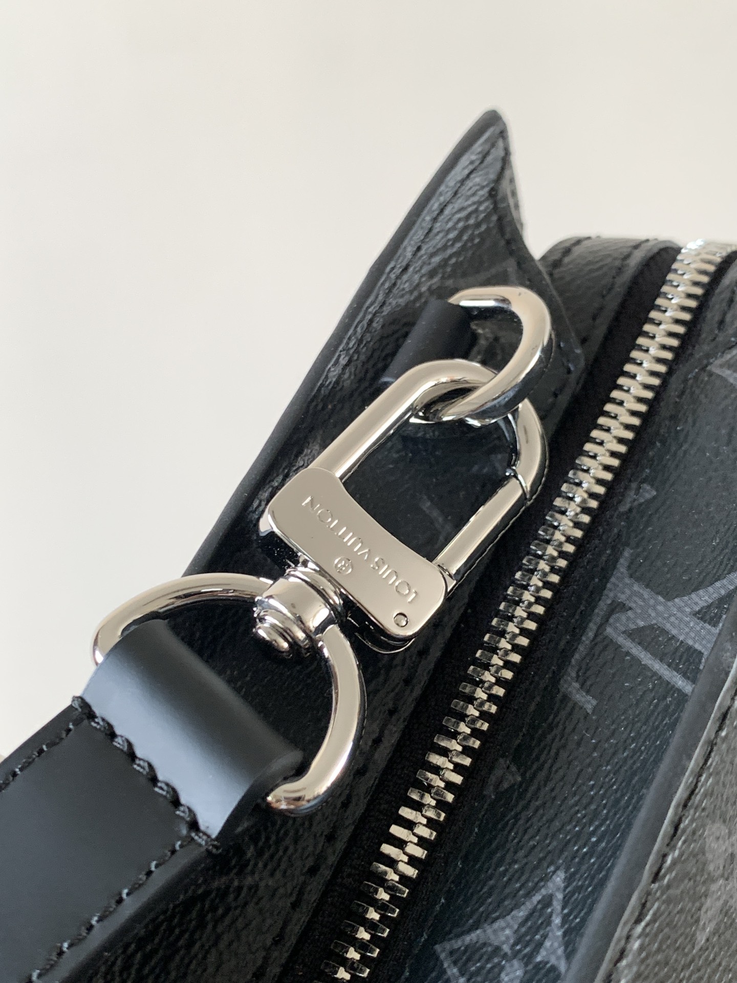 7 Louis Vuitton The M11742 black floral briefcase with zipper and 163C microcode chip is a Sac Plat 24H handbag with the elegant style of Monogram Eclipse coated canvas.