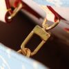 7 Louis Vuitton M12415 is the official version. This OnTheGo MM offers a seasonal reinterpretation of Louis Vuitton's iconic Monogram canvas.
