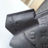 7 Louis Vuitton M44832 NEO ALMA bb embossed Empreinte leather has a soft feel