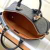8 Louis Vuitton M44832 NEO ALMA bb embossed Empreinte leather has a soft feel