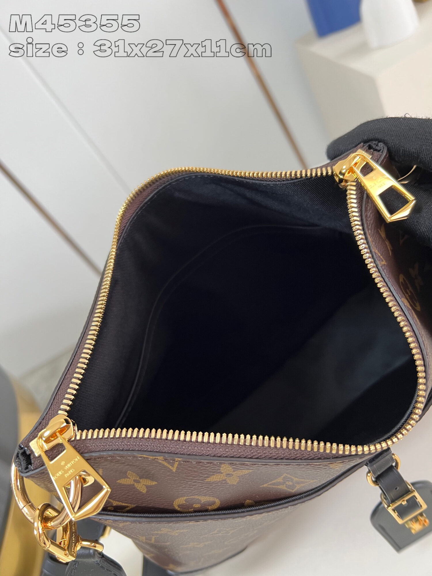 8 Louis Vuitton M45355 Introducing the new Odeon small handbag, which combines elegant style with practicality.